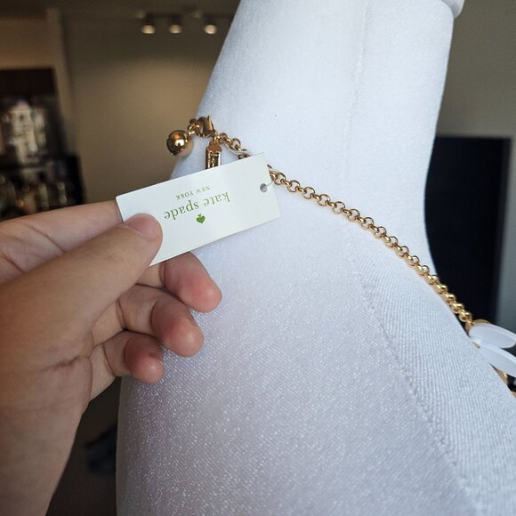 KATE SPADE NEW YORK Pick a Posy Rose Quartz Flower Statement Necklace NWT - Picture 3 of 4